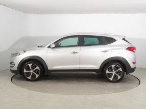 Hyundai Tucson - 2015