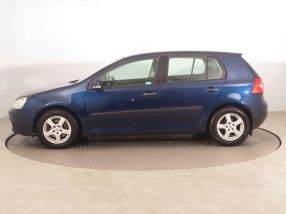 Volkswagen Golf - 2004