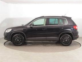 Volkswagen Tiguan - 2009
