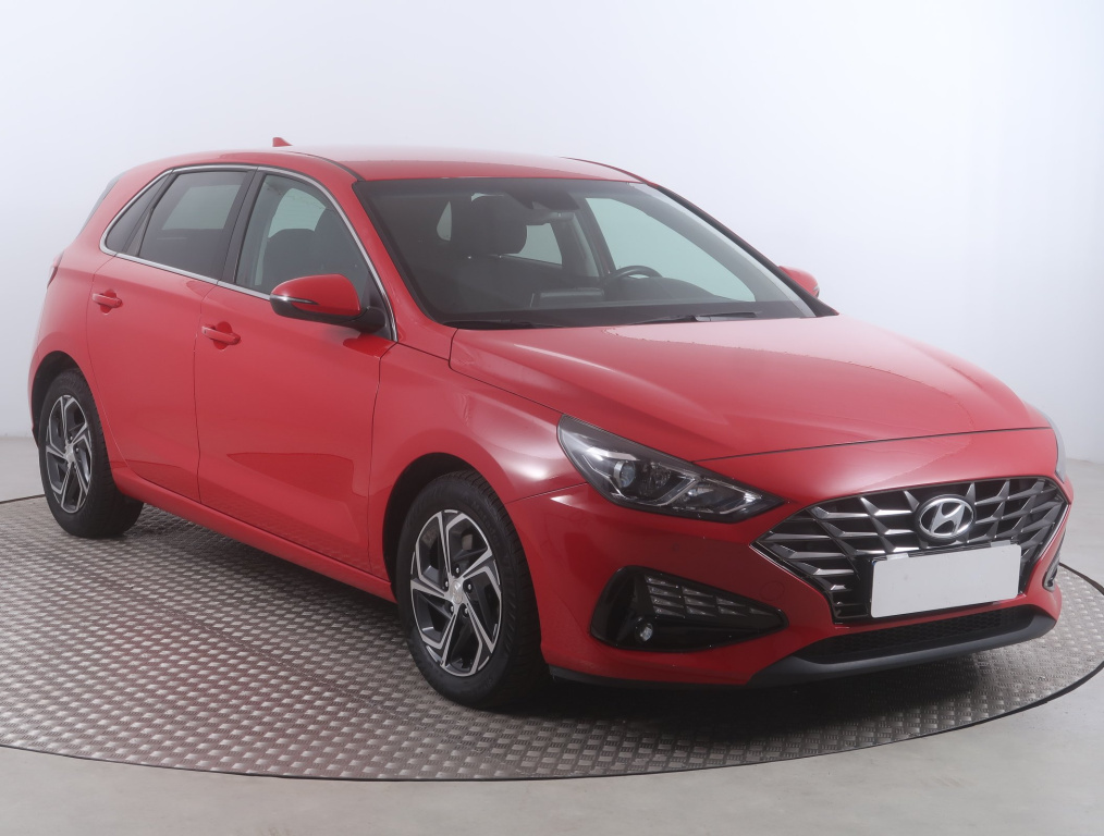 Hyundai i30, 2022