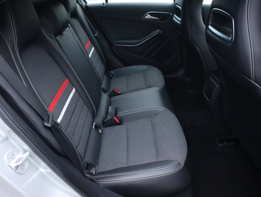 Mercedes-Benz A