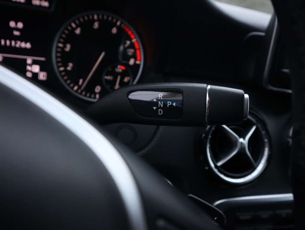 Mercedes-Benz A