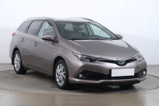 Toyota Auris 2015