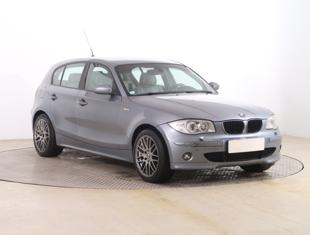 BMW 1 2004
