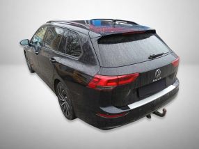 Volkswagen Golf - 2021