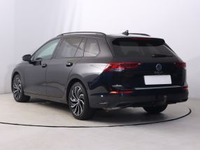 Volkswagen Golf - 2021