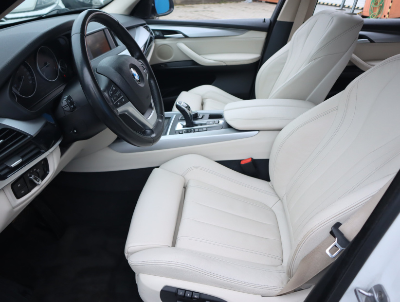 BMW X5, 2016