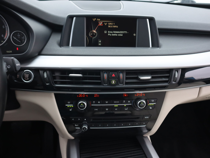 BMW X5, 2016