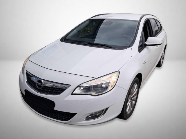 Opel Astra 2011