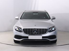 Mercedes - Benz E - 2017