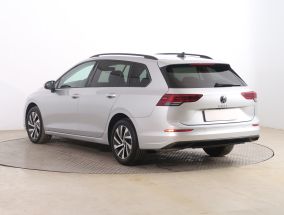 Volkswagen Golf - 2023