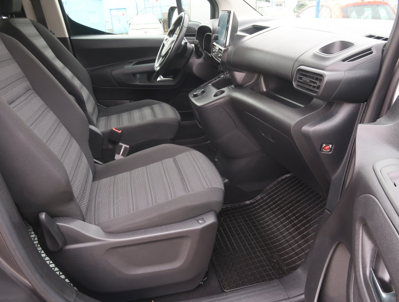 Opel Combo, 2020