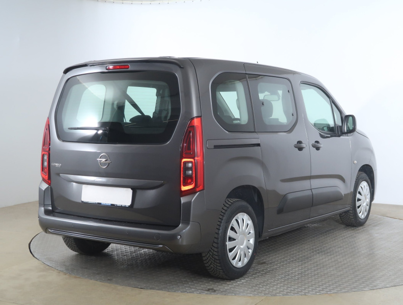 Opel Combo, 2020