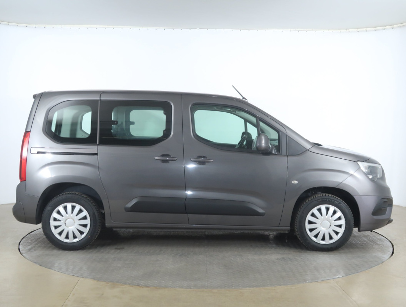 Opel Combo, 2020