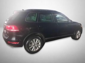 Volkswagen Touareg - 2013