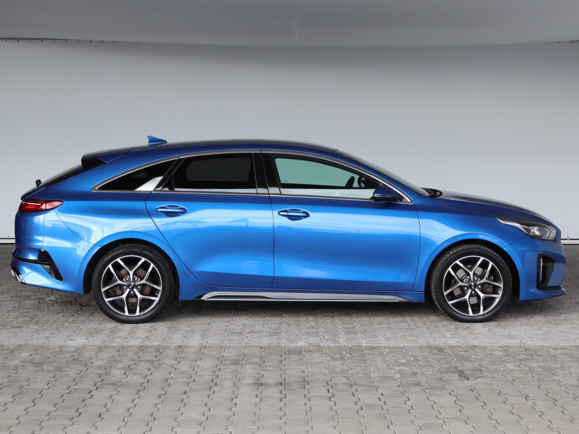 Kia ProCeed, 2021