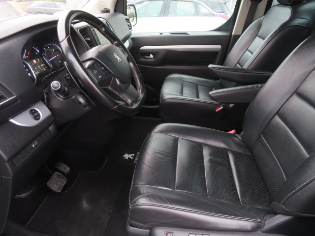 Peugeot Traveller