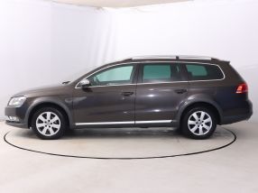 Volkswagen Passat - 2013