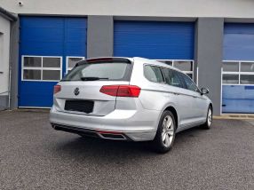 Volkswagen Passat - 2021