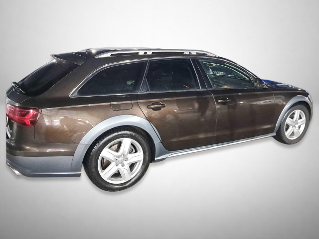 Audi A6 Allroad 2015