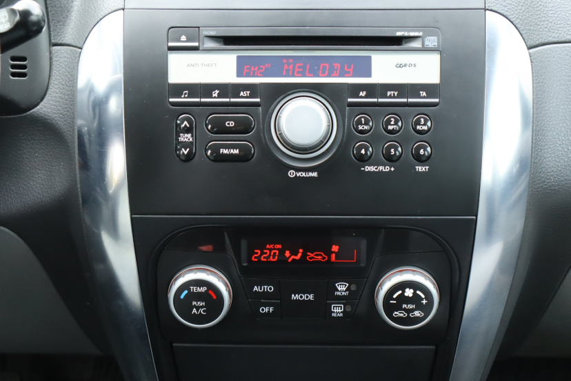 Suzuki SX4, 2010