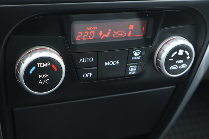 Suzuki SX4, 2010
