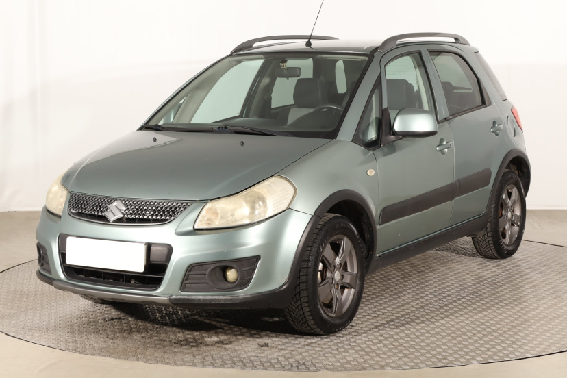 Suzuki SX4, 2010