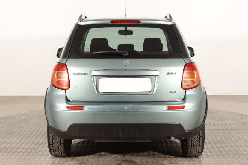 Suzuki SX4, 2010