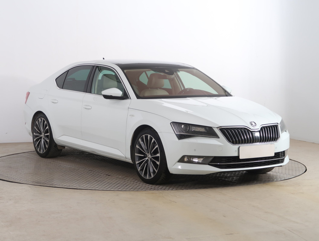 Škoda Superb, 2017