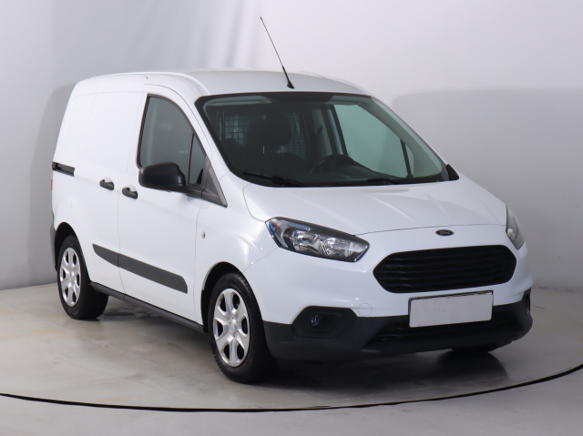 Ford Transit Courier 2021