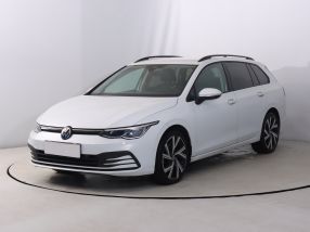 Volkswagen Golf - 2021
