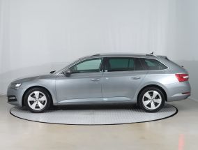 Skoda Superb - 2021