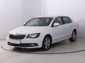 Škoda Superb - 2015