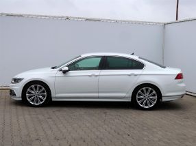 Volkswagen Passat - 2015