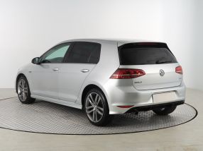 Volkswagen Golf - 2015