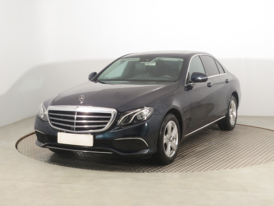 Mercedes-Benz E 220 d 4MATIC