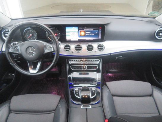 Mercedes-Benz E 220 d 4MATIC