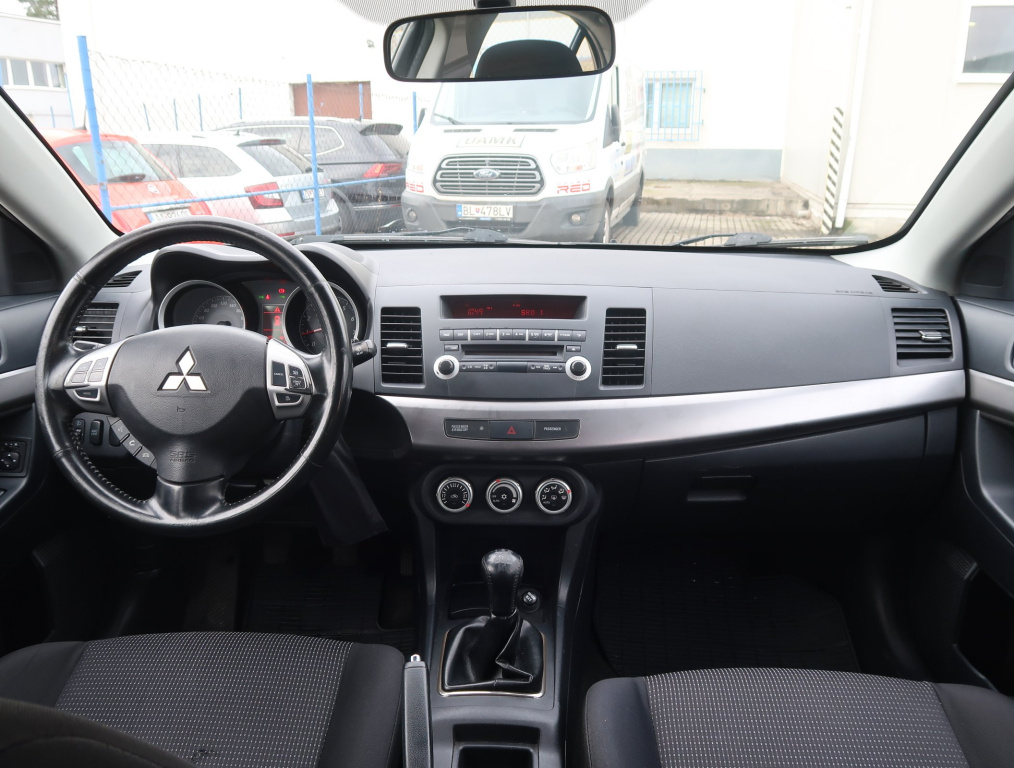 Mitsubishi Lancer