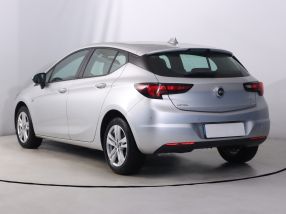 Opel Astra - 2016