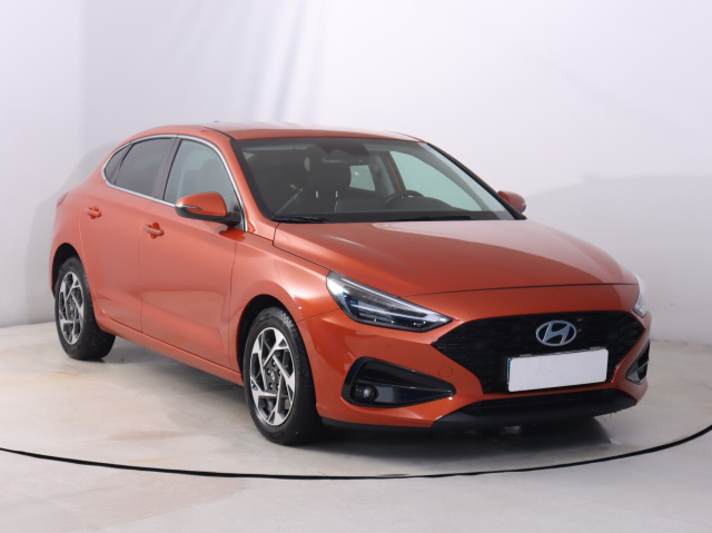 Hyundai i30 Fastback 2025