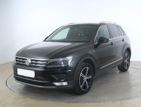 Volkswagen Tiguan - 2016