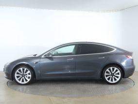 Tesla Model 3 - 2019