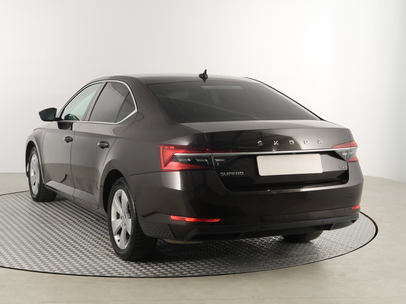Škoda Superb, 2020
