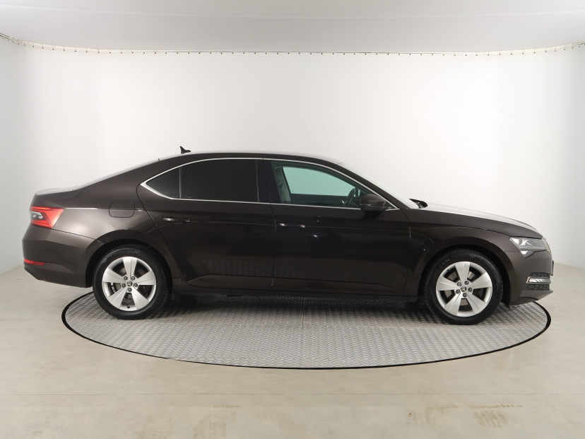 Škoda Superb, 2020
