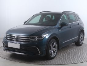 Volkswagen Tiguan - 2021