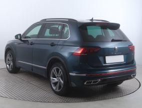 Volkswagen Tiguan - 2021