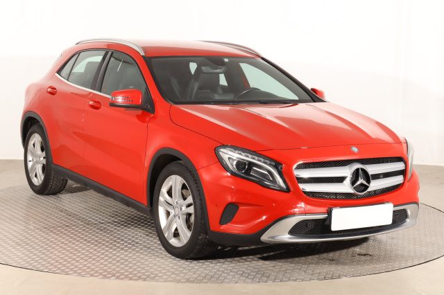 Mercedes-Benz GLA 2015