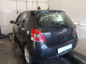 Toyota Yaris - 2010