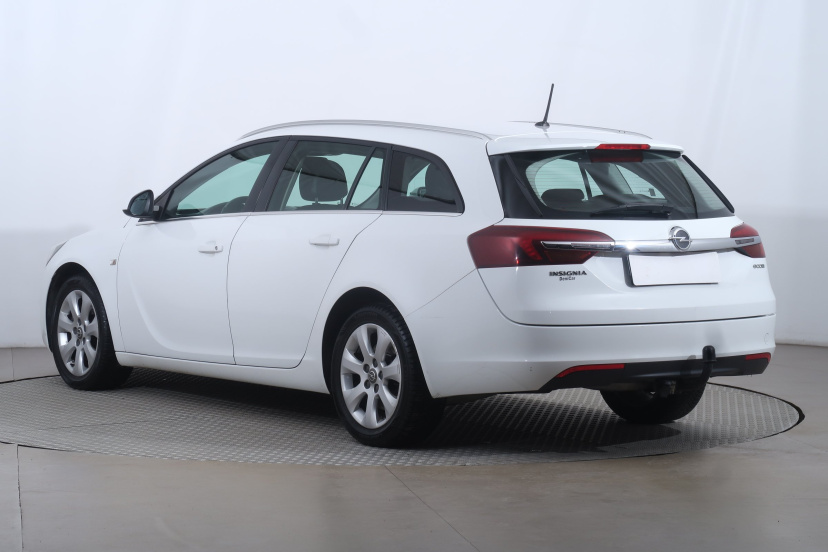 Opel Insignia, 2015