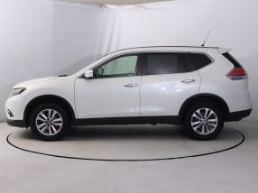 Nissan X-Trail - 2015